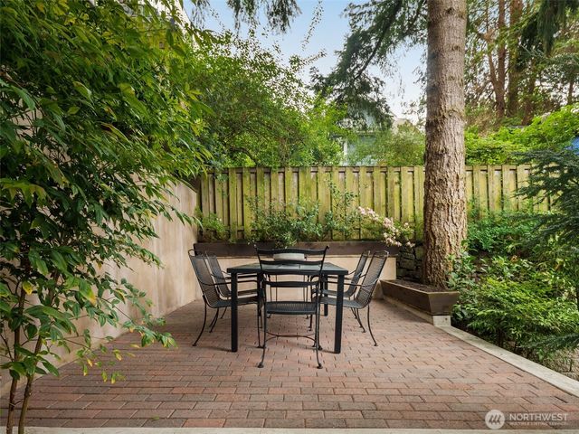 1007 W Newell Street, Seattle, WA 98119