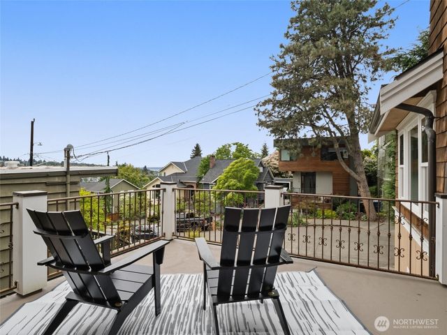 1007 W Newell Street, Seattle, WA 98119