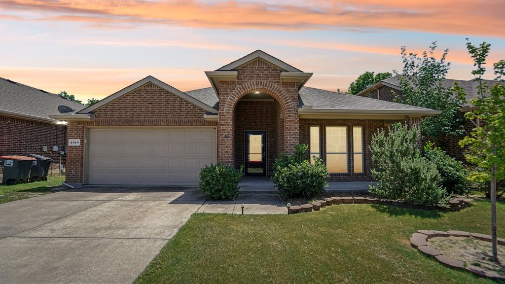 2313 Luscombe Lane, Anna, TX 75409