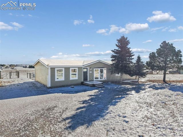 6315 Peerless Farms Road, Peyton, CO 80831