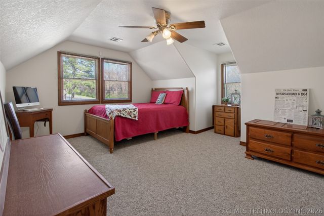 313 N 6th Street, Chouteau, OK 74337