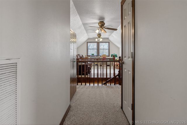 313 N 6th Street, Chouteau, OK 74337