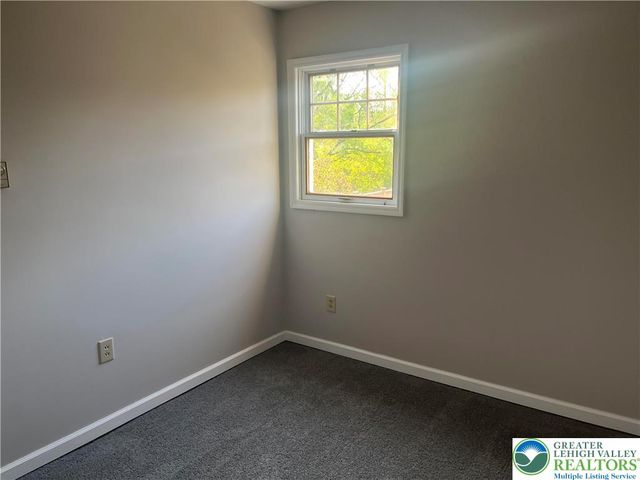 430 Cedar Creek Boulevard, Allentown City, PA 18104