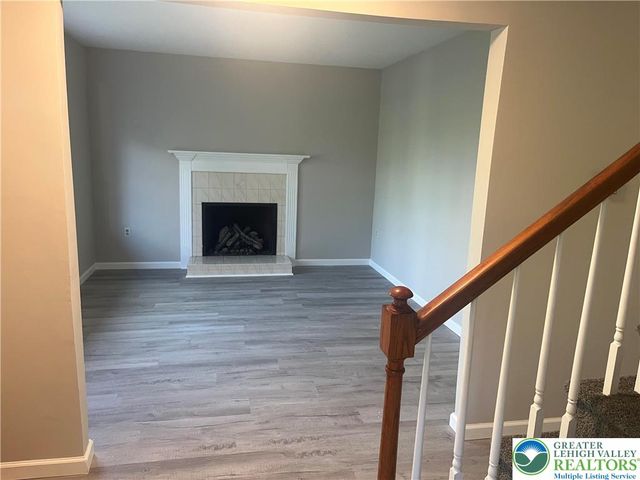 430 Cedar Creek Boulevard, Allentown City, PA 18104