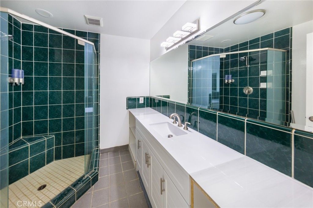 Image 9 of property listing at 6401 Hubbard, Acton, CA 93510