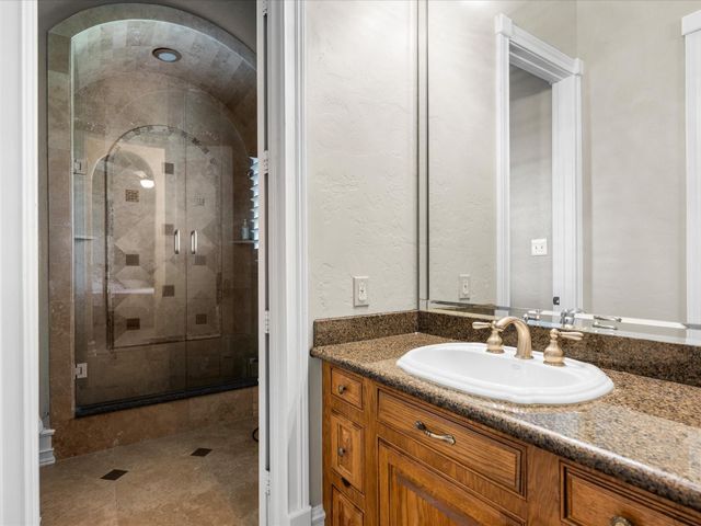 11927 Waterford Estates Court, Tomball, TX 77377
