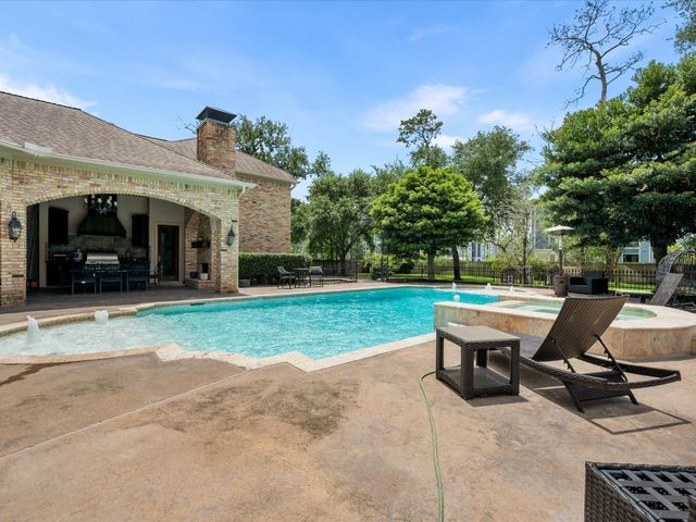 11927 Waterford Estates Court, Tomball, TX 77377