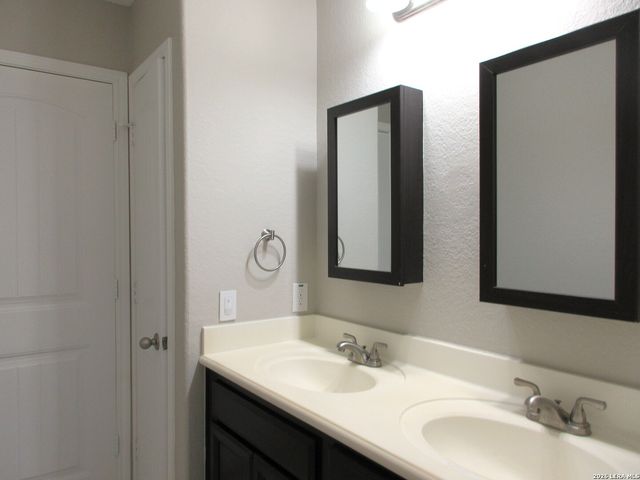 261 PRAIRIE VIS, Cibolo, TX 78108
