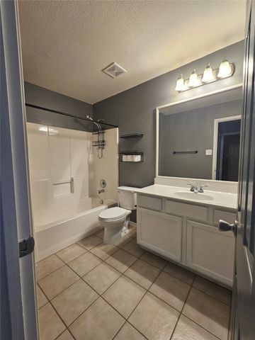 2110 Preston Trail, Forney, TX 75126