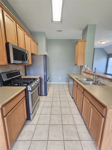 2110 Preston Trail, Forney, TX 75126