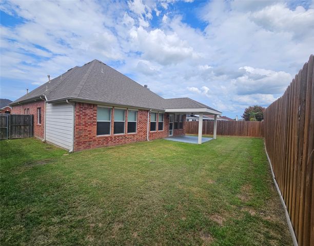 2110 Preston Trail, Forney, TX 75126