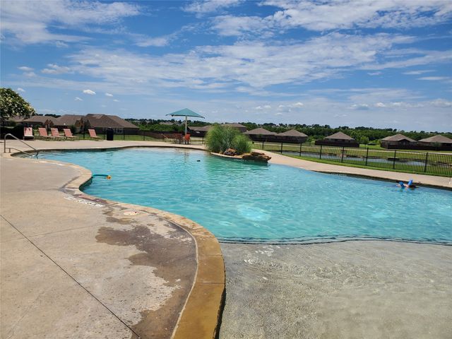 2110 Preston Trail, Forney, TX 75126