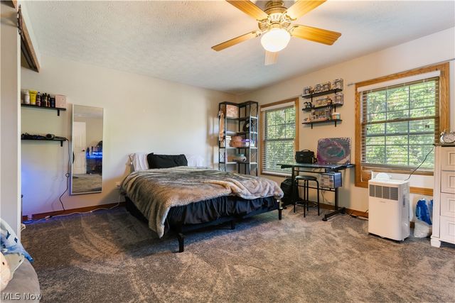 8238 N Casswell Circle NW, North Canton, OH 44720