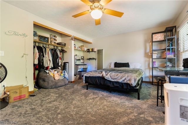 8238 N Casswell Circle NW, North Canton, OH 44720