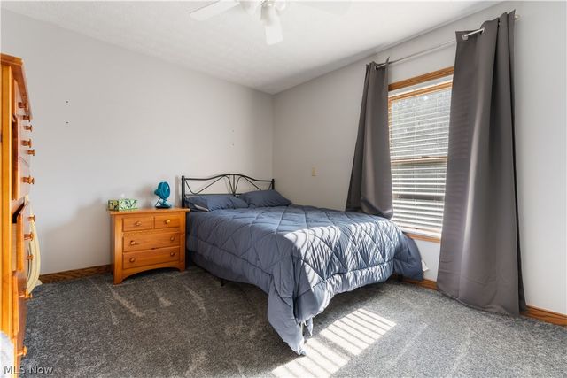 8238 N Casswell Circle NW, North Canton, OH 44720