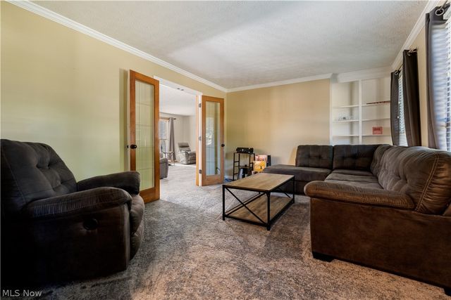 8238 N Casswell Circle NW, North Canton, OH 44720