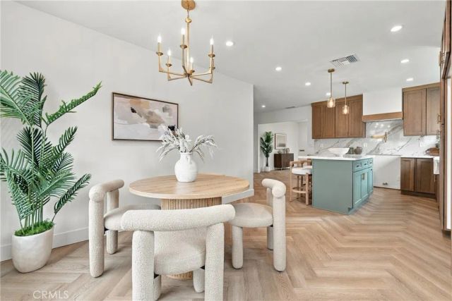 4933 7th, Los Angeles, CA 90043