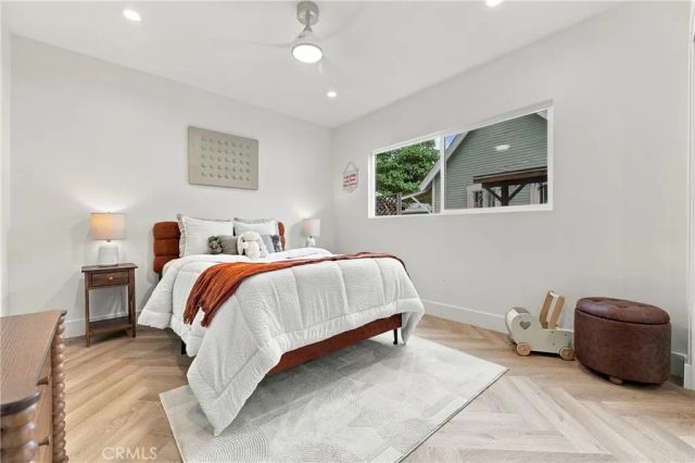4933 7th, Los Angeles, CA 90043