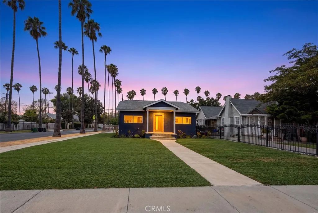 4933 7th, Los Angeles, CA 90043