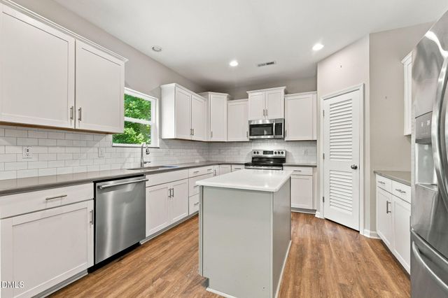 236 Colonnade Drive, Elon, NC 27244
