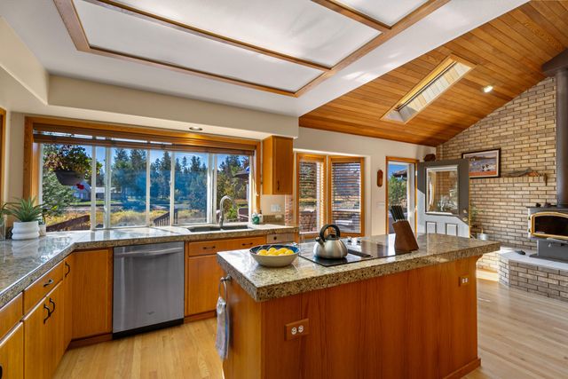 16787 Pony Express Way, Bend, OR 97707