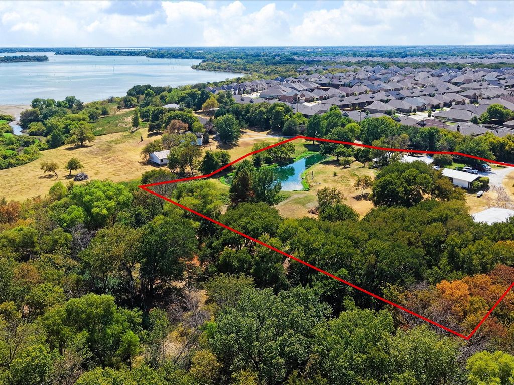 1333 Salt Branch Road, Little Elm, TX 75068 — exterior