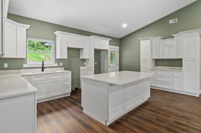 767 Lead Mine Valley Road SW, Cleveland, TN 37311