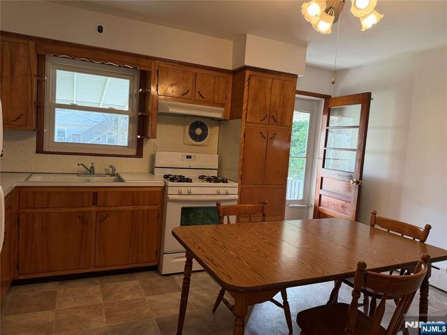 380 Gilbert Avenue 1, Elmwood Park, NJ 07407