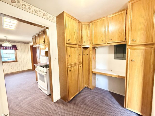 3235 S Gordon Ave, Wichita, KS 67217