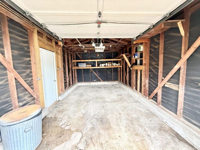 3235 S Gordon Ave, Wichita, KS 67217