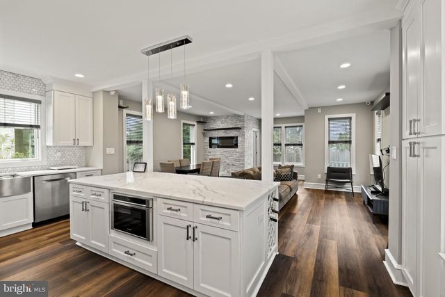 43 CENTRE ST, Haddonfield, NJ 08033
