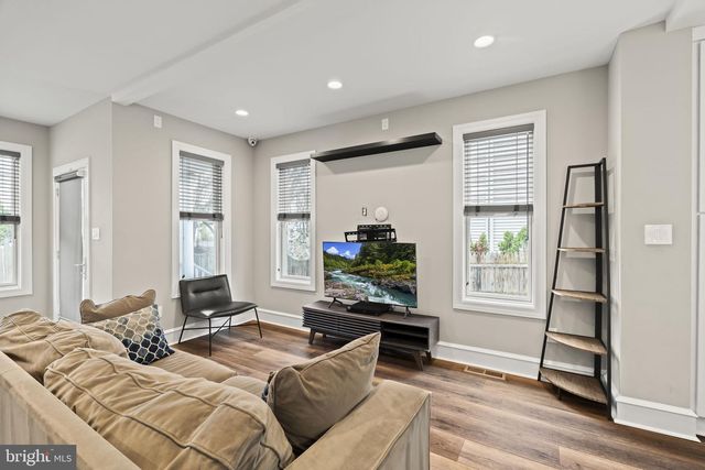 43 CENTRE ST, Haddonfield, NJ 08033