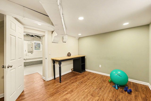 2644 Whitewood Street, Ann Arbor, MI 48104