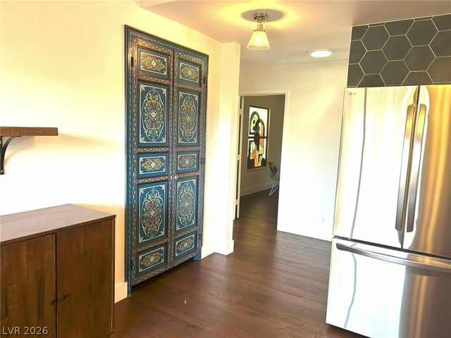 2101 Calle De Espana, Las Vegas, NV 89102