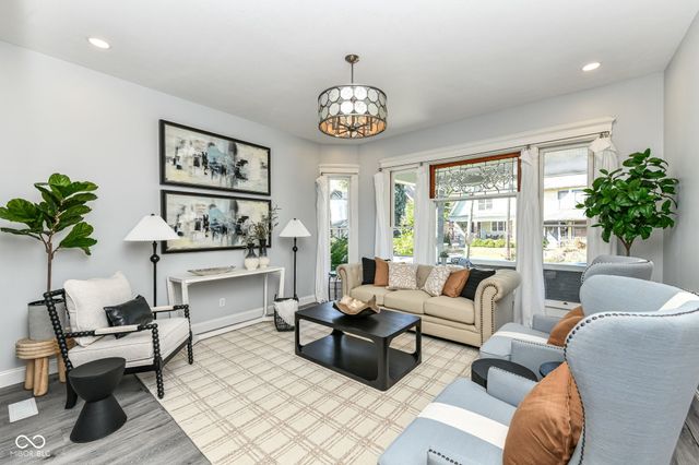 1607 Woodlawn Avenue, Indianapolis, IN 46203