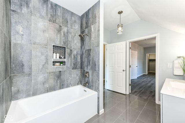 1607 Woodlawn Avenue, Indianapolis, IN 46203