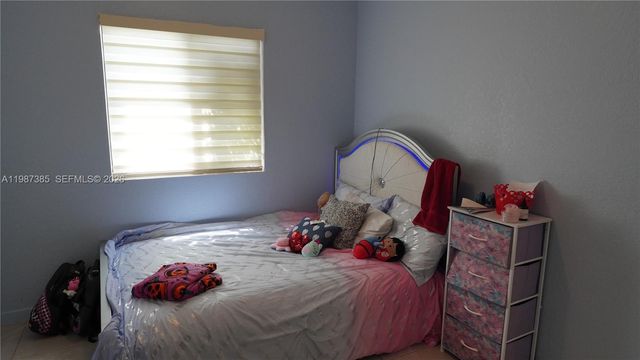 16869 SW 109th Pl, Miami, FL 33157