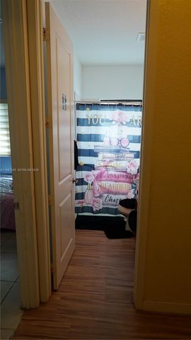 16869 SW 109th Pl, Miami, FL 33157