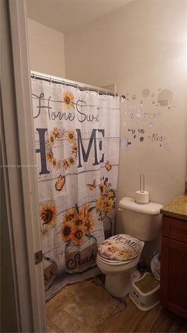 16869 SW 109th Pl, Miami, FL 33157