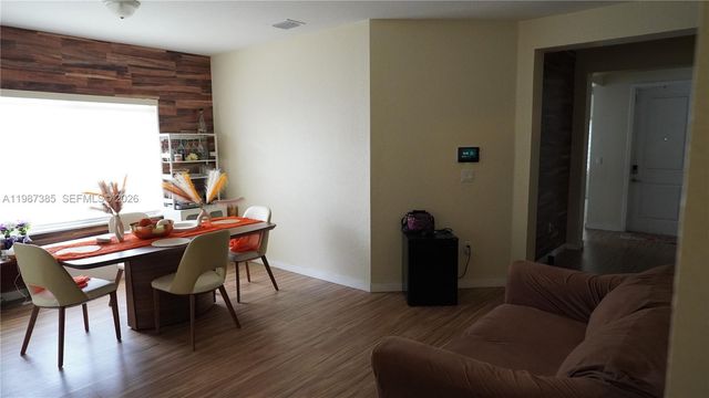 16869 SW 109th Pl, Miami, FL 33157