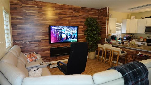 16869 SW 109th Pl, Miami, FL 33157