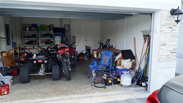 16869 SW 109th Pl, Miami, FL 33157