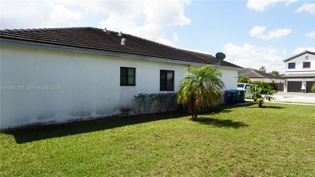 16869 SW 109th Pl, Miami, FL 33157