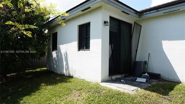 16869 SW 109th Pl, Miami, FL 33157