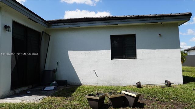 16869 SW 109th Pl, Miami, FL 33157