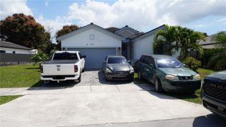 16869 SW 109th Pl, Miami, FL 33157