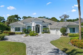 8195 Lakeview Drive, West Palm Beach, FL 33412