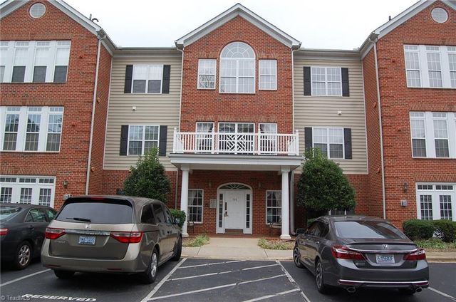 524 College Road 308, Greensboro, NC 27410