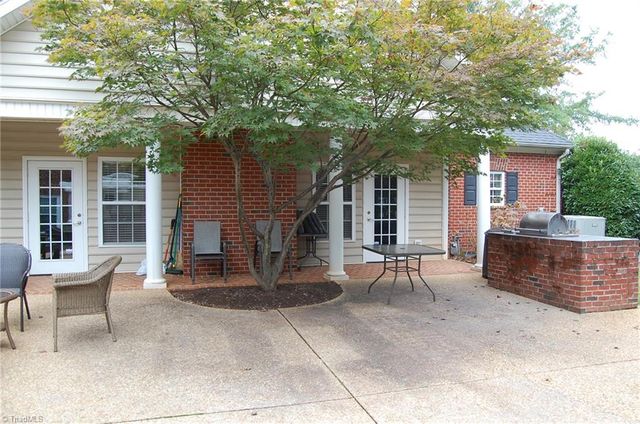 524 College Road 308, Greensboro, NC 27410