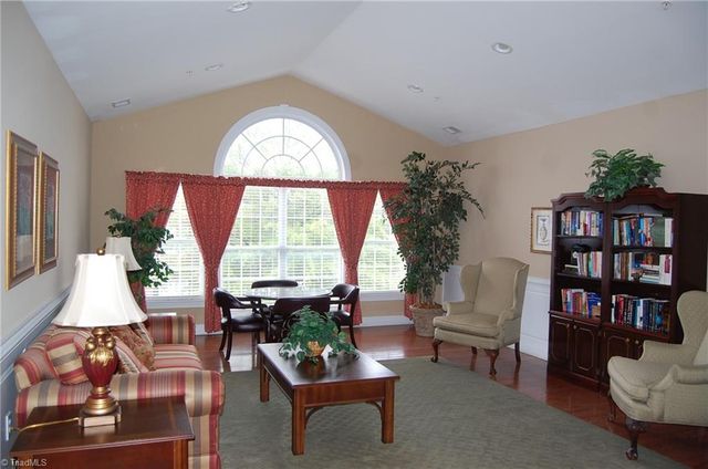 524 College Road 308, Greensboro, NC 27410